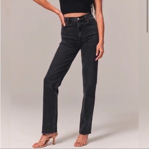 Abercrombie and Fitch Ultra High Rise 90s Straight Jean